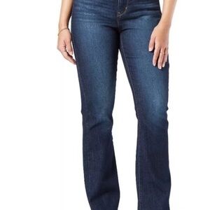 Levi’s Signature Dark Blue Jeans